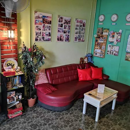 Pm Guesthouse Чиангмай Екстериор снимка