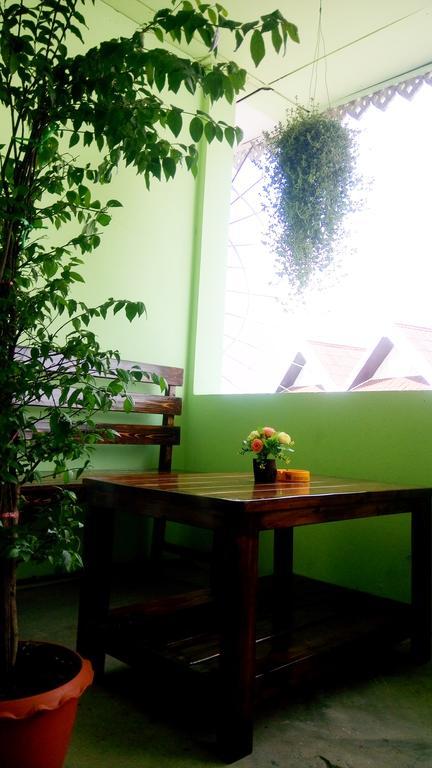 Pm Guesthouse Чиангмай Екстериор снимка
